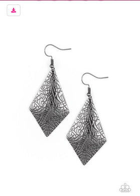 Texture Retreat - Black