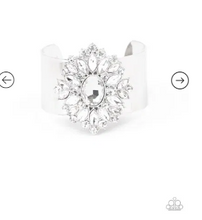 Load image into Gallery viewer, The Fashion Monger Bracelet