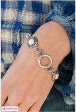 Load image into Gallery viewer, Musical Mountains - White Bracelet