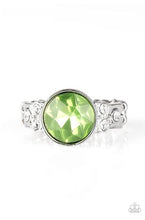 Load image into Gallery viewer, Poshly Pampered - Green Ring