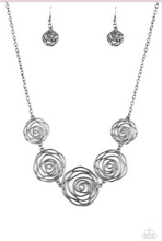 Load image into Gallery viewer, Rosy Rosette - Black Necklace