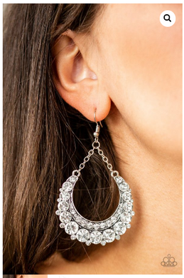 Once In A Showtime White – Earrings