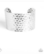 Load image into Gallery viewer, Simmering Shimmer - Silver Bracelet