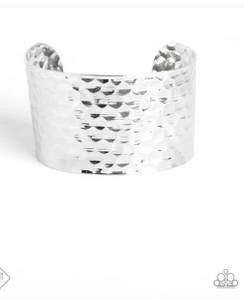 Simmering Shimmer - Silver Bracelet