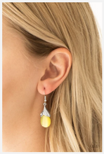 Load image into Gallery viewer, Spring Dew-Yellow Earrings