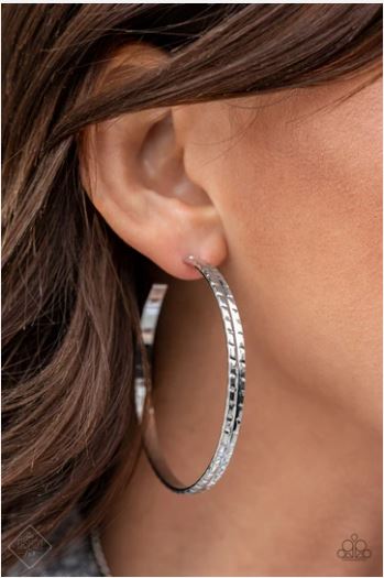 TREAD All About It-Silver Hoops Earrings