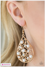 Load image into Gallery viewer, Glowing Vineyards - Gold Earrings