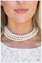 Load image into Gallery viewer, Vintage Romance - White Pearl Choker