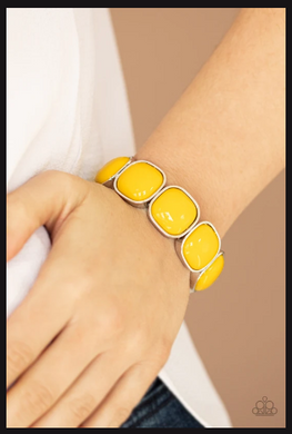 VIVACIOUS VOLUME YELLOW BRACELET